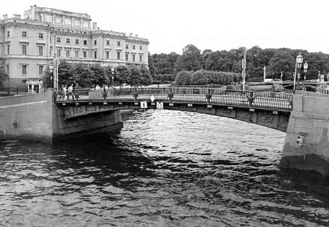 Мосты Петербурга. В прошлом, настоящем и будущем