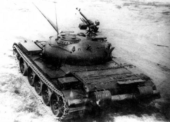 Средний танк Т-54