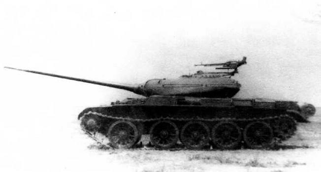 Средний танк Т-54